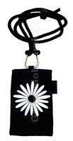Umhängetasche Blume schwarz aus Stoff Größe M mit Klettverschluß und Karabiner an der größenverstellbaren Umhängeschlaufe(b=70mm, h=120mm)